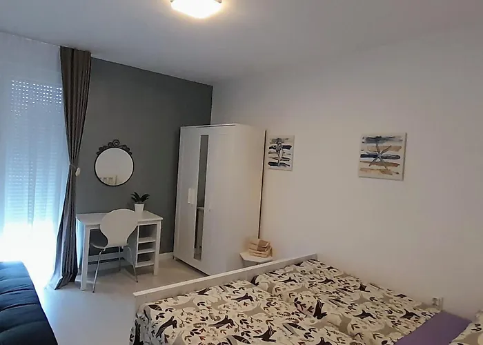 Mit Terrasse By Interhome